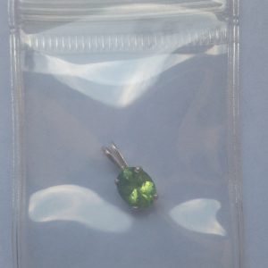 1.05ct Peridot Pendant