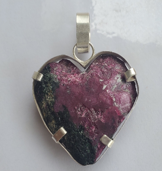 60 Grams Raw Ruby Pendant - Image 5