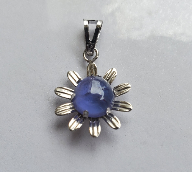 Tanzanite Cabochon Pendant